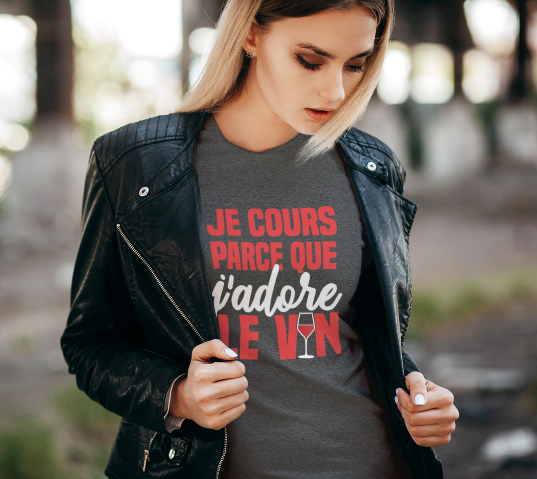 T-shirt je cours parce que j’adore le vin Gris