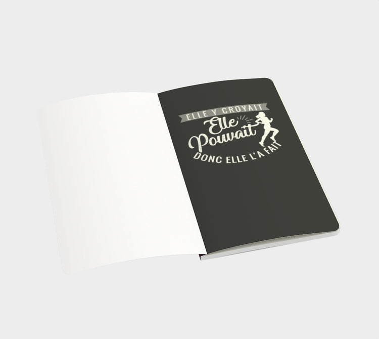 Carnet mauve running "Elle y croyait, Elle pouvait, donc Elle l'a fait" - mauve