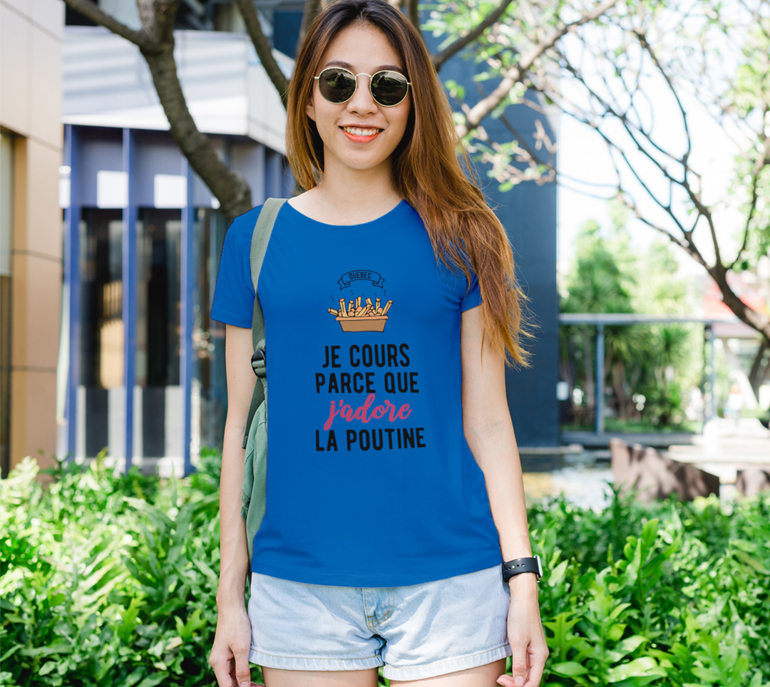 T-shirt Je cours parce que j’adore la poutine