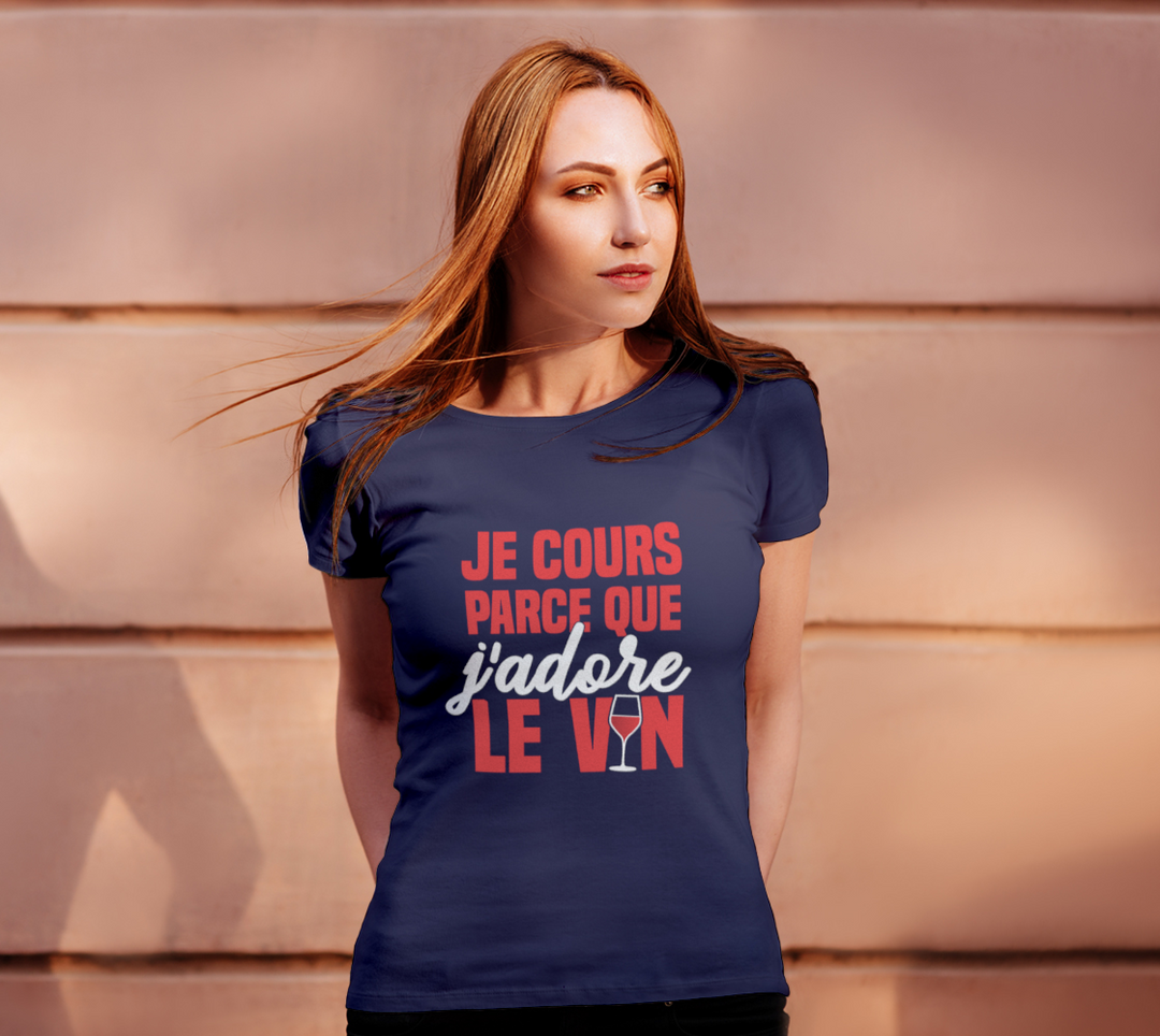 T-shirt je cours parce que j’adore le vin Violet