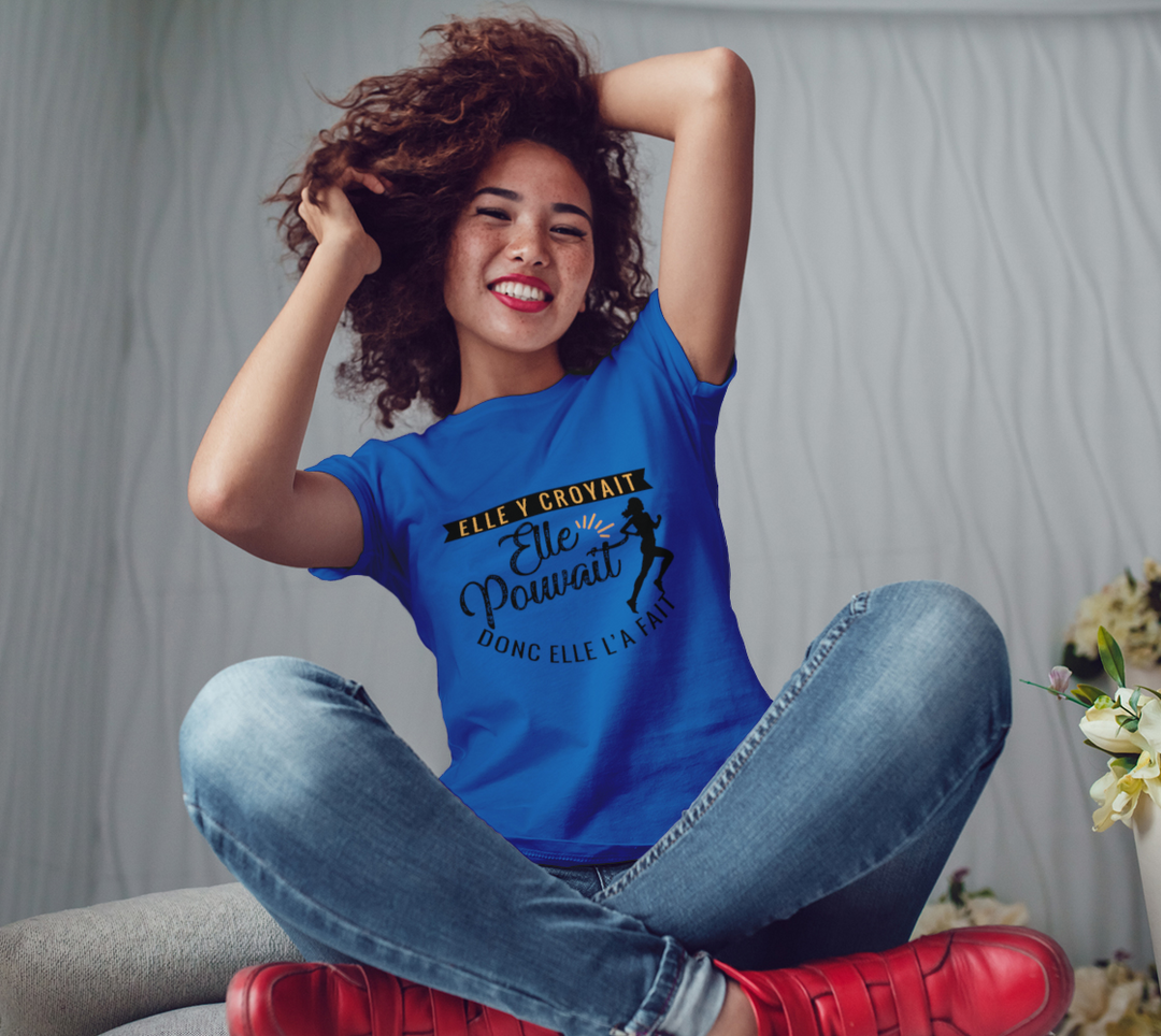 T-shirt elle y croyait elle pouvait donc elle l’a fait Bleu