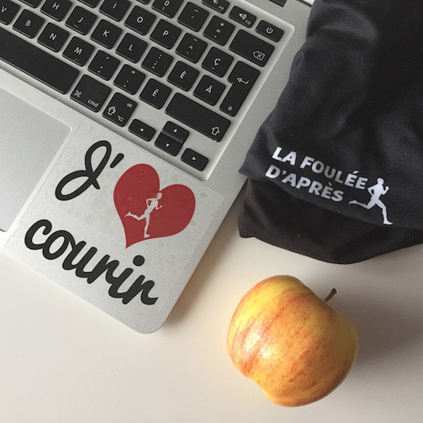 autocollant sticker j'aime courir avec un coeur pour ordinateur et agenda