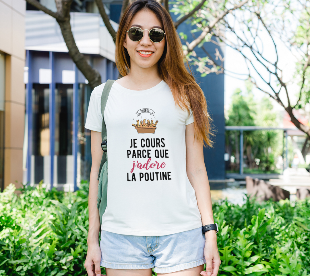T-shirt F Je cours parce que j’adore le la poutine Blanc